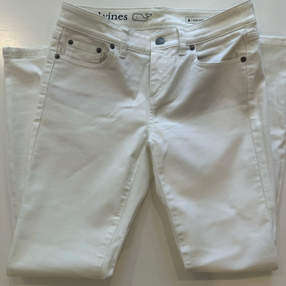 Vineyard Vines white cropped jeans size 6